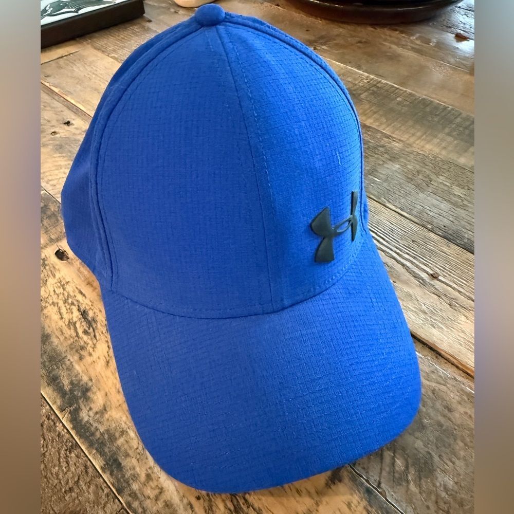 Under Armour UA Royal Blue Stretch Fit Hat Size L/XL UA Logo Workout Running